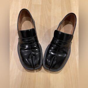 Maison Margiela Black Tabi Loafers